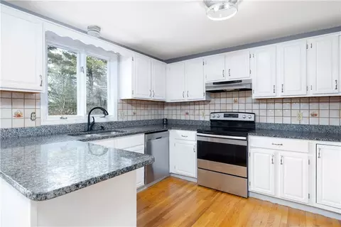 Kitchen - 35 Dolly Pond Rd, Exeter, RI 02822 photo 1 of 4