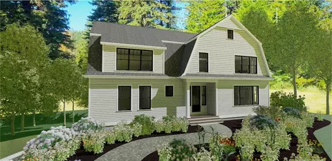 10 Linden Ave, Rumford, RI 02916
