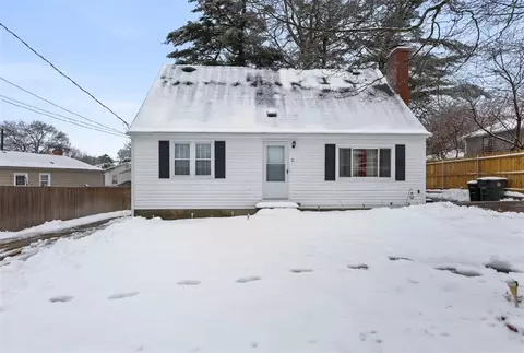 11 Dell St, Coventry, RI 02816