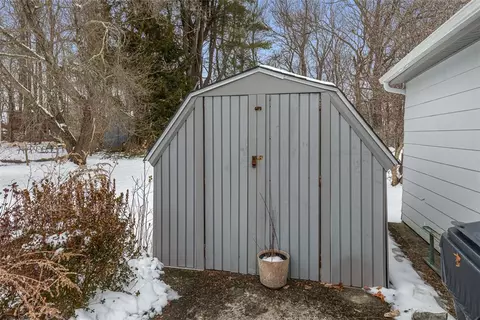 Exterior - 109 Oakside St, Warwick, RI 02889 photo 3 of 5