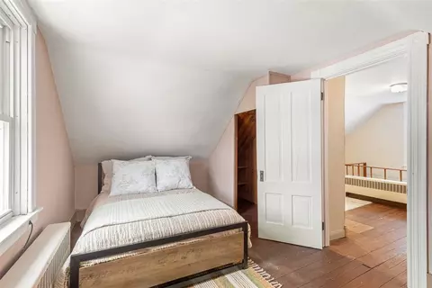 Bedroom - 109 Oakside St, Warwick, RI 02889 photo 4 of 4