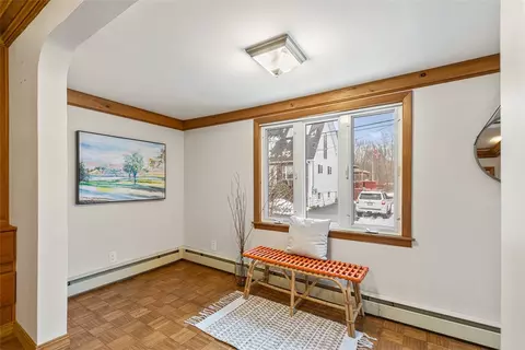 Entry Way - 109 Oakside St, Warwick, RI 02889 photo 3 of 5