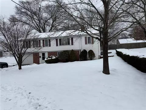 165 Hilton Rd, Warwick, RI 02889