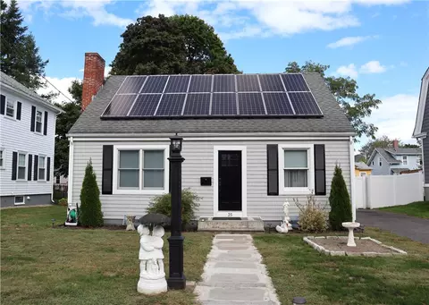 35 Bourne Ave, East Providence, RI 02916