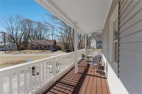 Exterior - 2 Main St, Riverside, RI 02915 photo 4 of 6