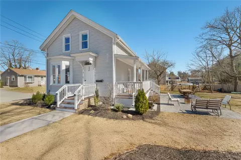 Other - 2 Main St, Riverside, RI 02915 photo 2 of 6