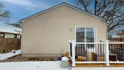 120 Pinehurst Ave, Warwick, RI 02889 photo 10