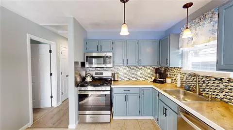 120 Pinehurst Ave, Warwick, RI 02889 photo 29
