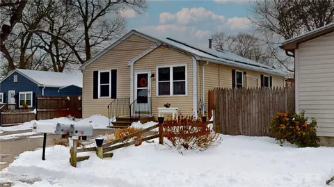 120 Pinehurst Ave, Warwick, RI 02889 photo 4