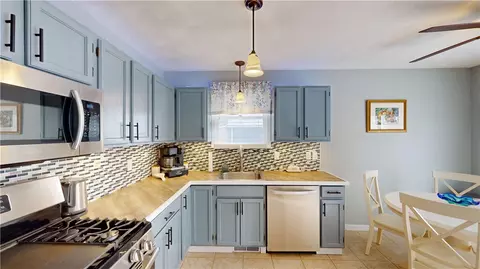 120 Pinehurst Ave, Warwick, RI 02889 photo 25