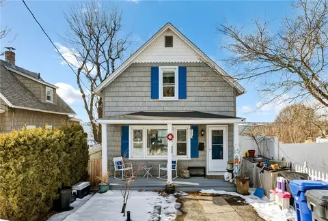 19 Jackson Ave, East Providence, RI 02915