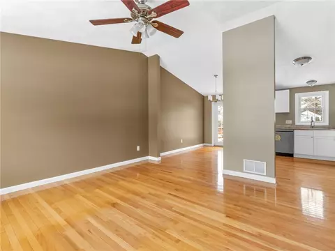 92 June Ave, Warwick, RI 02889 photo 10