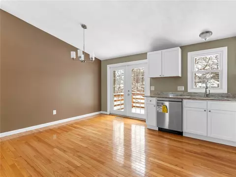 92 June Ave, Warwick, RI 02889 photo 9
