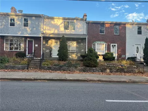 216 School St #4, Pawtucket, RI 02860