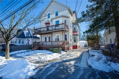 162 Grand Ave #1, Cranston, RI 02905