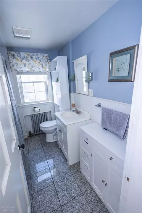 1879 Warwick Ave, Warwick, RI 02886 photo 17