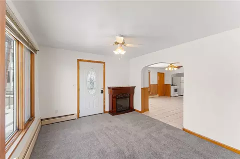 Living - 49 Dean St, Woonsocket, RI 02895 photo 6 of 9