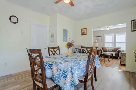 147 Louise St, Woonsocket, RI 02895 photo 10