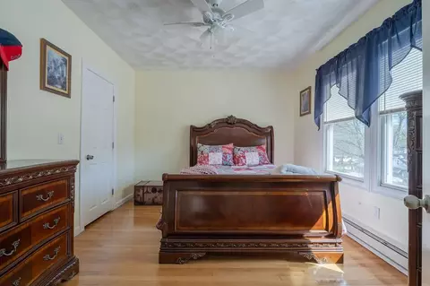 147 Louise St, Woonsocket, RI 02895 photo 14