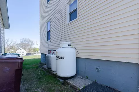 147 Louise St, Woonsocket, RI 02895 photo 42