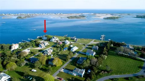 105 Starrett Dr, Charlestown, RI 02813