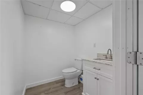 Bath - 73 Dundas Ave, Warwick, RI 02889 photo 7 of 7