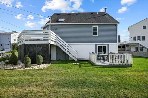 Exterior - 73 Dundas Ave, Warwick, RI 02889 photo 4 of 9