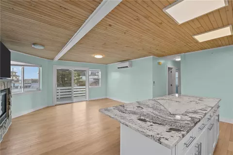 Living - 73 Dundas Ave, Warwick, RI 02889 photo 1 of 5
