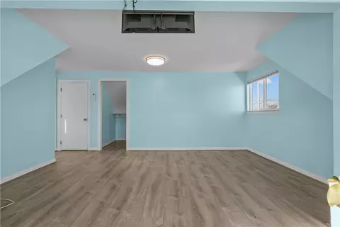 Bedroom - 73 Dundas Ave, Warwick, RI 02889 photo 1 of 4