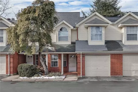626 Smithfield Rd #104, North Providence, RI 02904