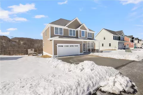 Exterior - 533 Louise St, Woonsocket, RI 02895 photo 4 of 6