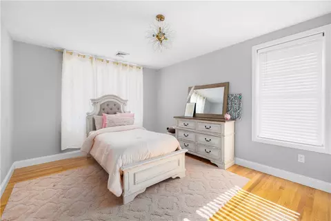 Bedroom - 533 Louise St, Woonsocket, RI 02895 photo 3 of 4