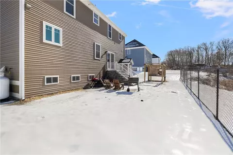 Exterior - 533 Louise St, Woonsocket, RI 02895 photo 6 of 6