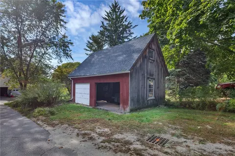 14 Maple St, Mendon, MA 01756 photo 38