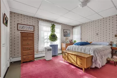 14 Maple St, Mendon, MA 01756 photo 10