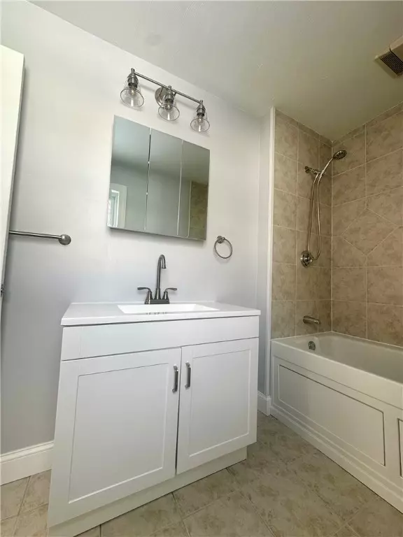  87 Stedman Ave, Pawtucket, RI 02860 photo 11