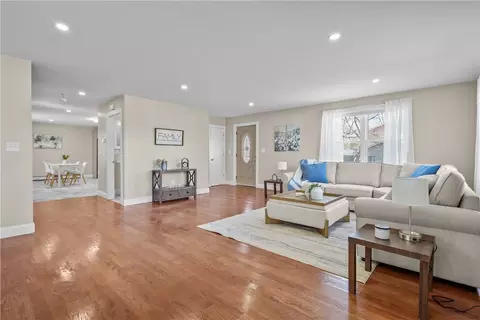 56 Center St, Woonsocket, RI 02895 photo 11
