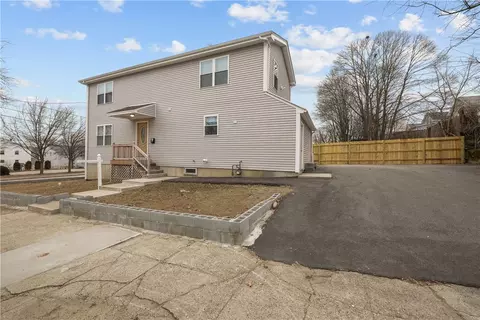 56 Center St, Woonsocket, RI 02895 photo 36