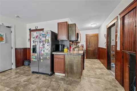 Entry Way - 188 Division St, Woonsocket, RI 02895 photo 4 of 9