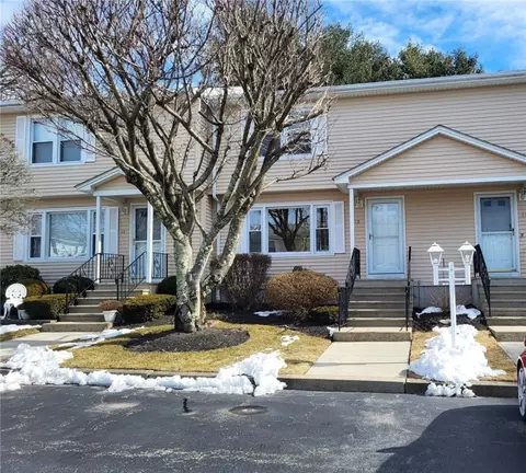 10 Bateman Ave #C2, Cranston, RI 02920