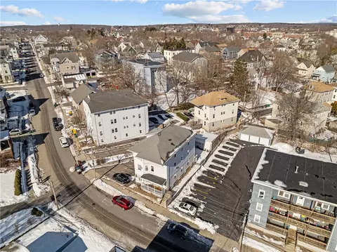 538 Willow St, Woonsocket, RI 02895 photo 23