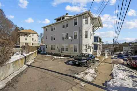 538 Willow St, Woonsocket, RI 02895 photo 20