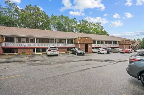 569 Smithfield Rd, North Providence, RI 02904