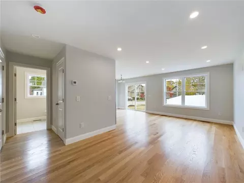 68 Greene St #2, Warwick, RI 02886 photo 3