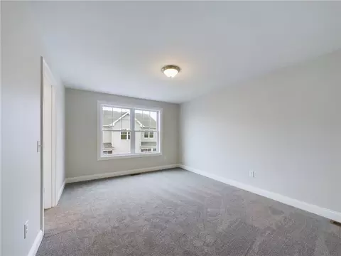 68 Greene St #2, Warwick, RI 02886 photo 9