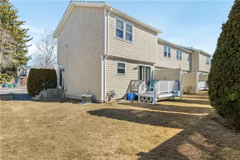 Exterior - 20 Fourth Ave, Warwick, RI 02888 photo 3 of 6