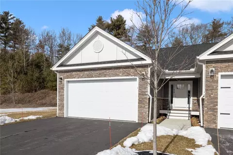 Exterior - 1 Overlook Ln, Glocester, RI 02814 photo 2 of 3