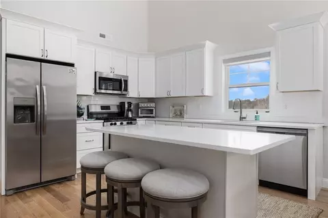 Kitchen - 1 Overlook Ln, Glocester, RI 02814 photo 2 of 7
