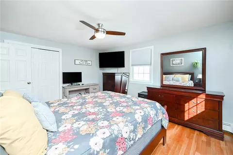89 Ridge St, Woonsocket, RI 02895 photo 21