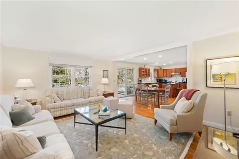 61 Bruce Ln, Warwick, RI 02886 photo 11